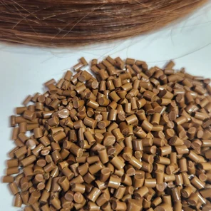 Светло-коричневый кератин тугоплавкий